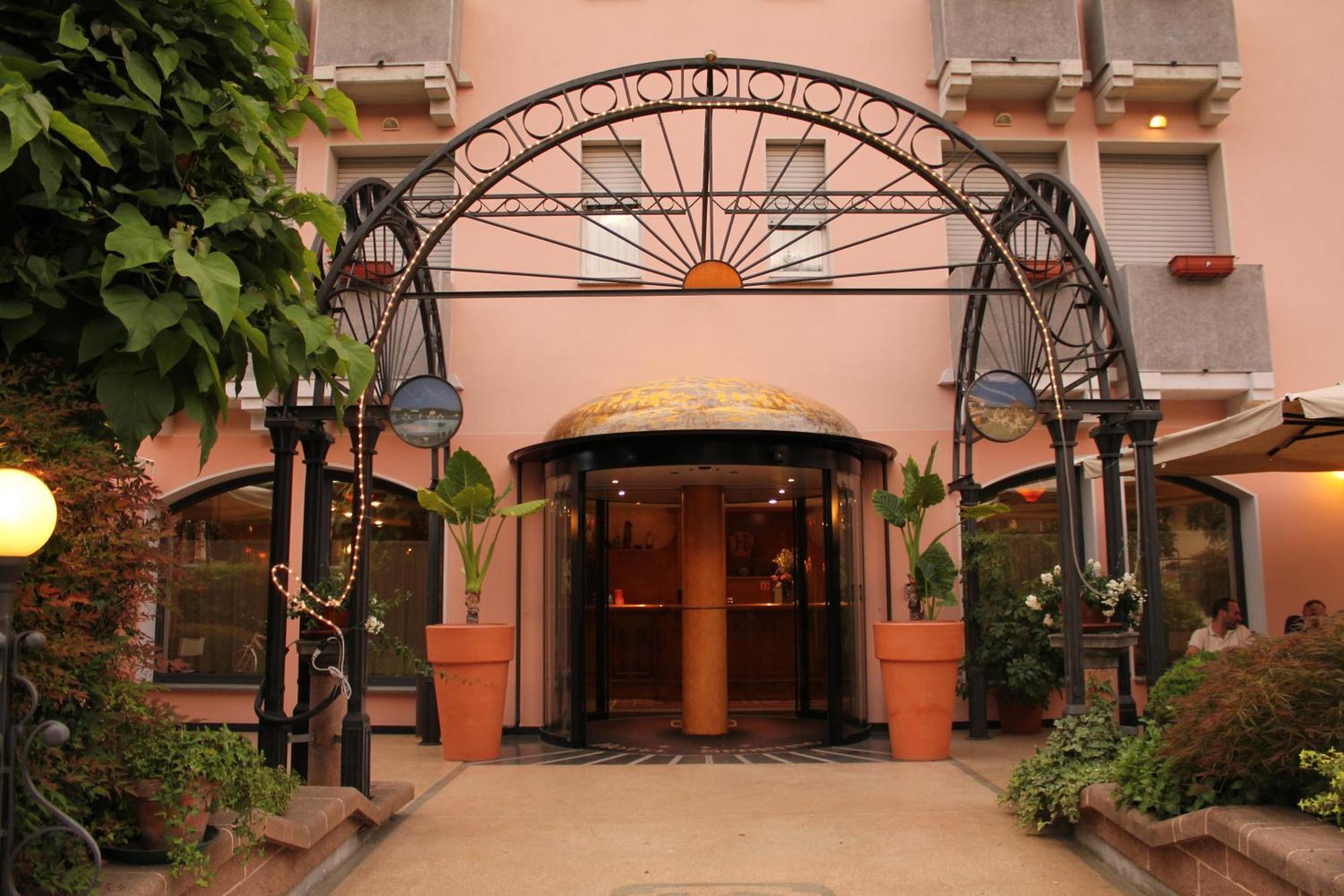 Hotel Sporting Tabiano Terme Exterior foto