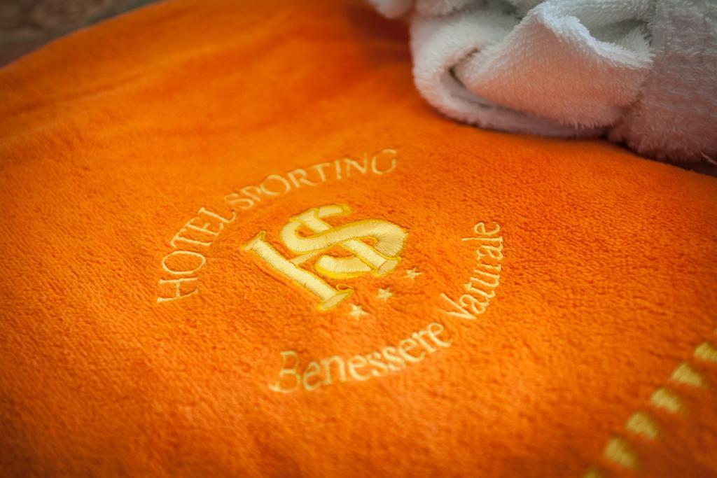 Hotel Sporting Tabiano Terme Exterior foto